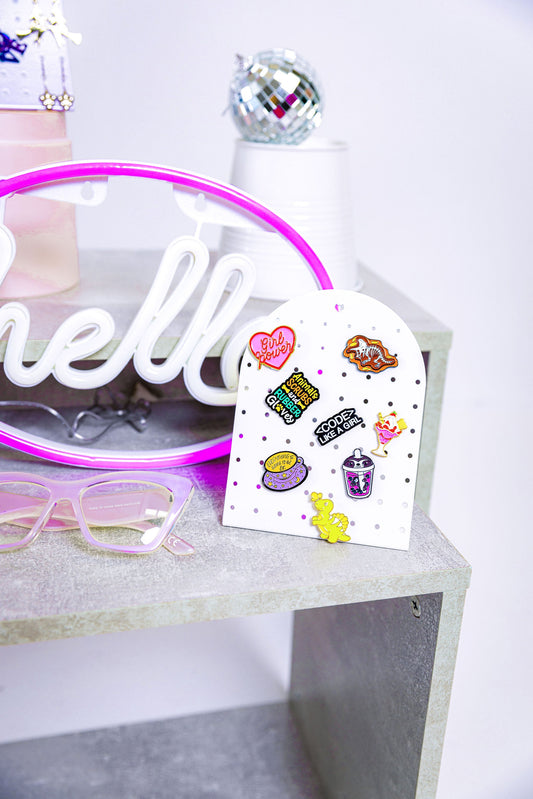 DIY & Upcycling Ideas: How to Incorporate Pins & Magnets into Home Decor