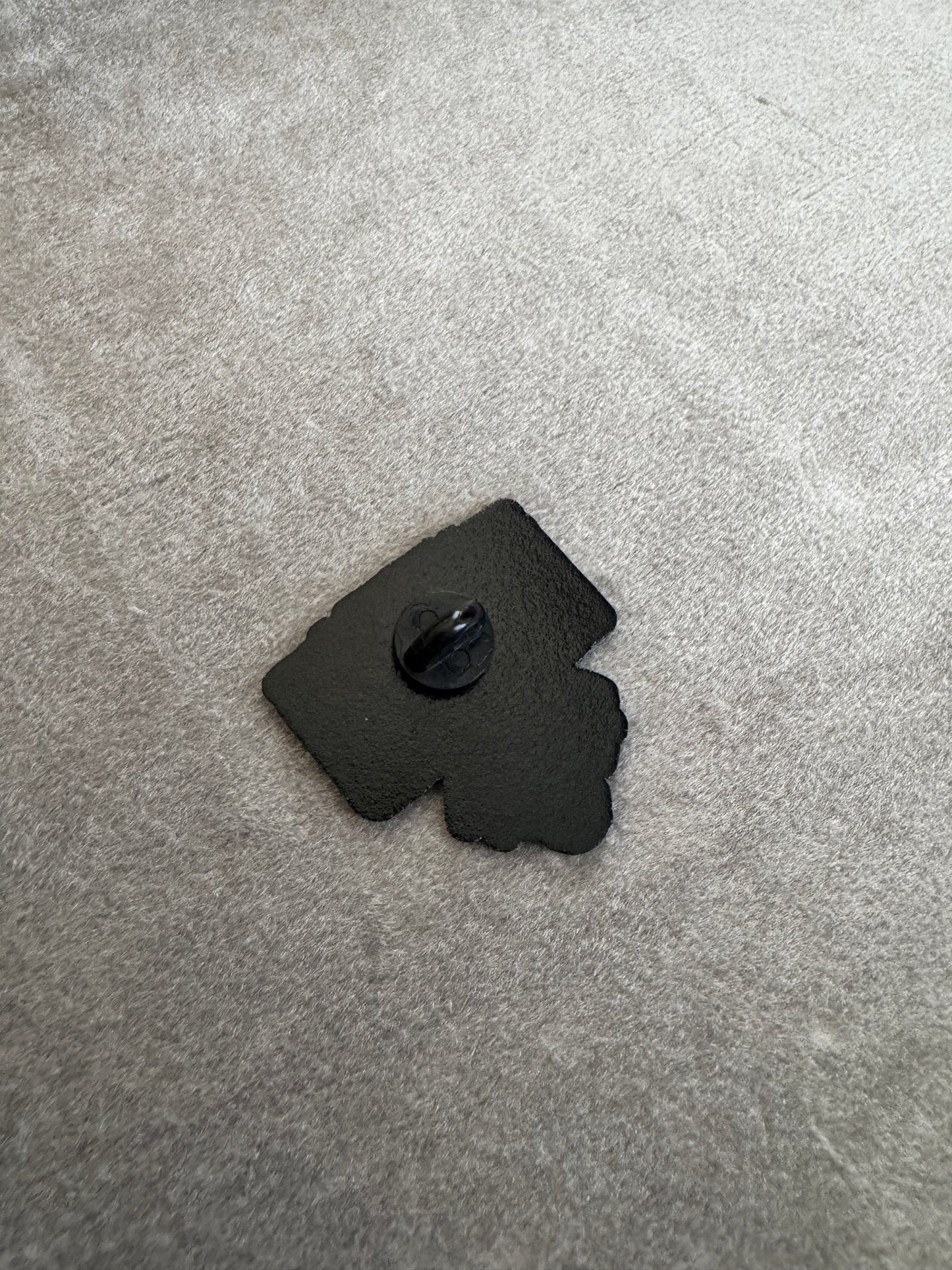 I'm not procrastinating I'm doing side quests enamel pin