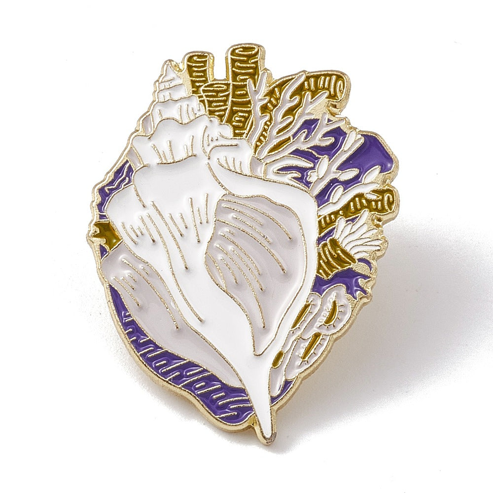 Shell anatomical heart enamel pin - Main Image