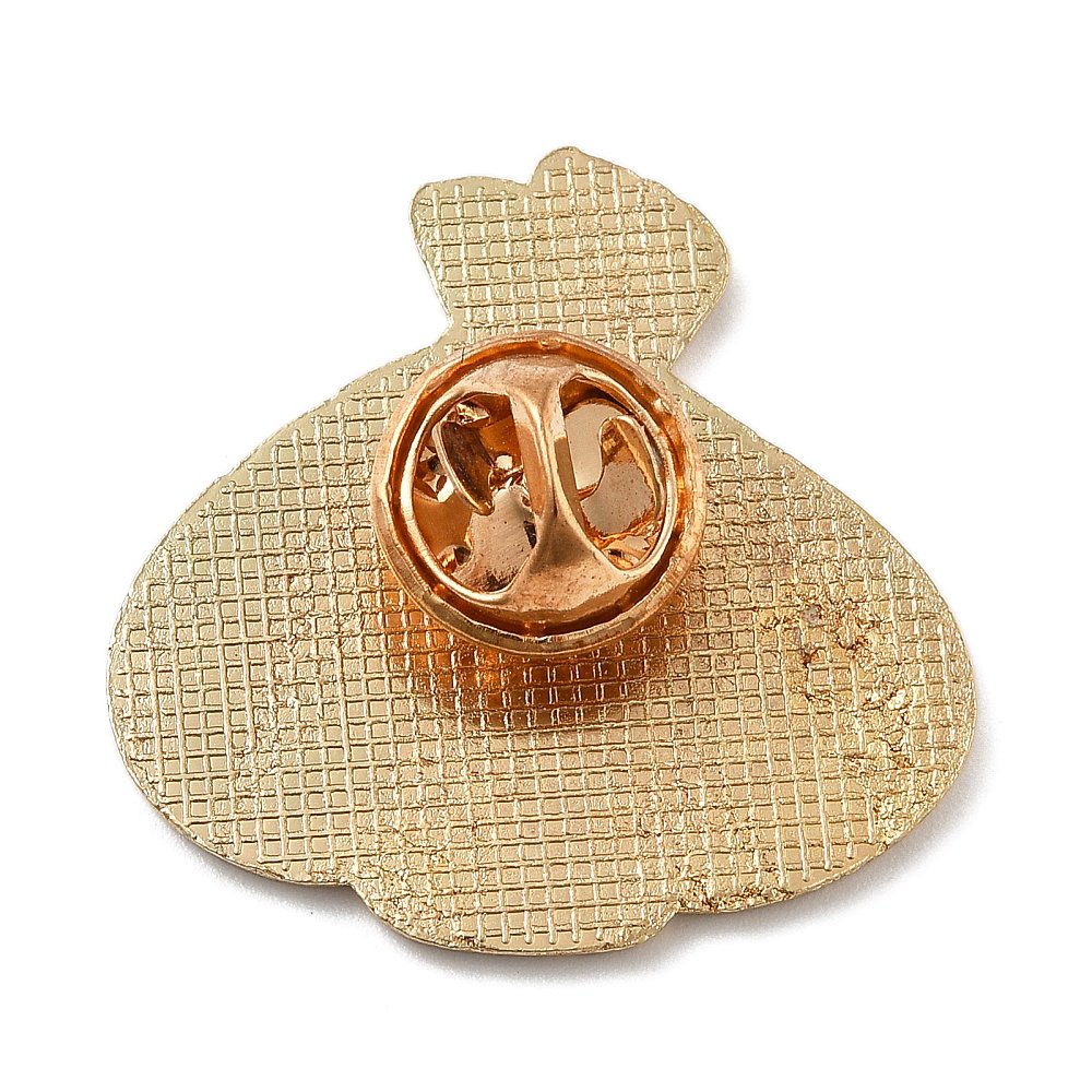 Garlic enamel pin