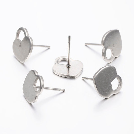 HEARTLOCK studs